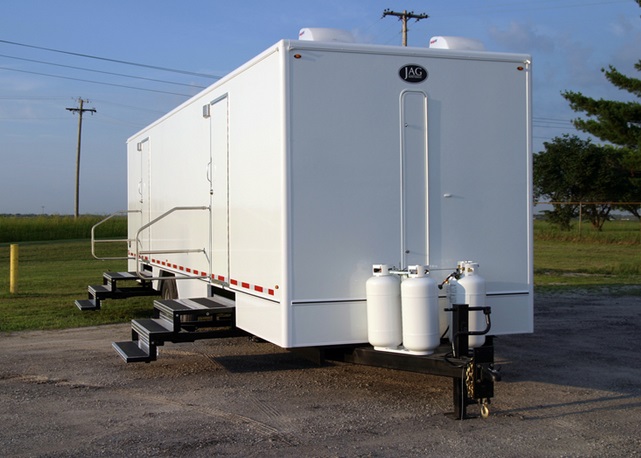 Large Shower Trailer Rentals With Men's & Women's Rooms in South Carolina